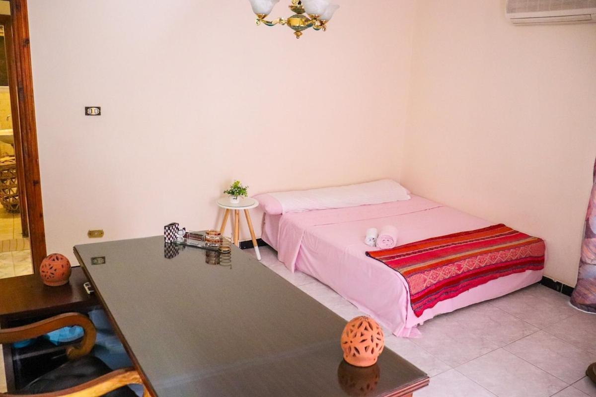 Bright And In The Heart Of Maadi Apartment *