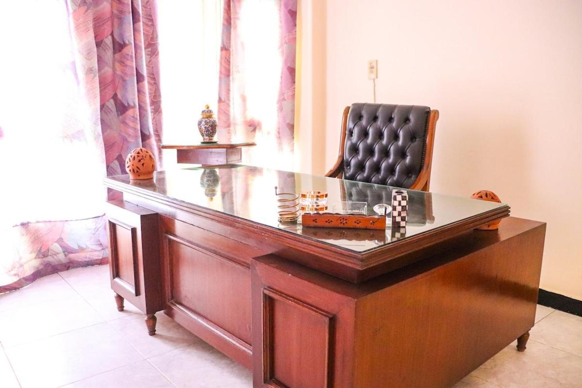 Apartment Bright And In The Heart Of Maadi Cairo